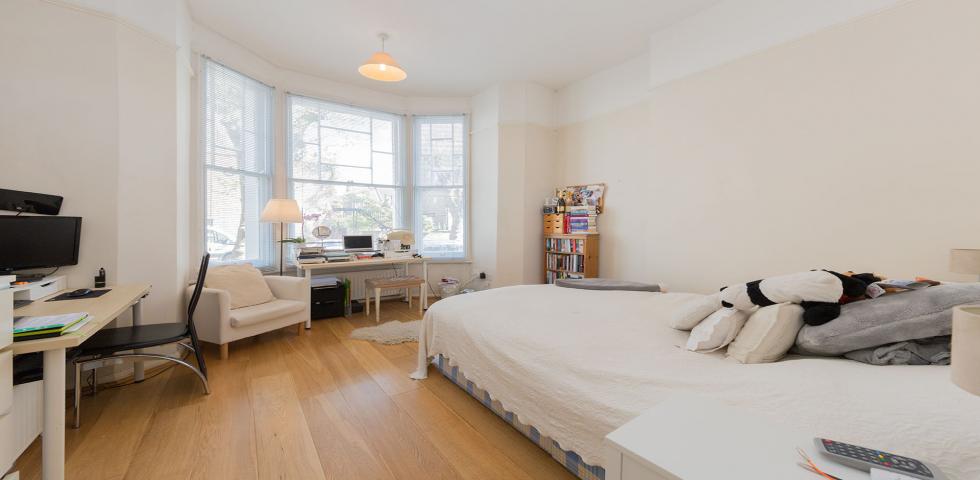 			NEW INSTRUCTION (Private Garden), 2 Bedroom, 1 bath, 1 reception Flat			 Callcott Road, KILBURN
